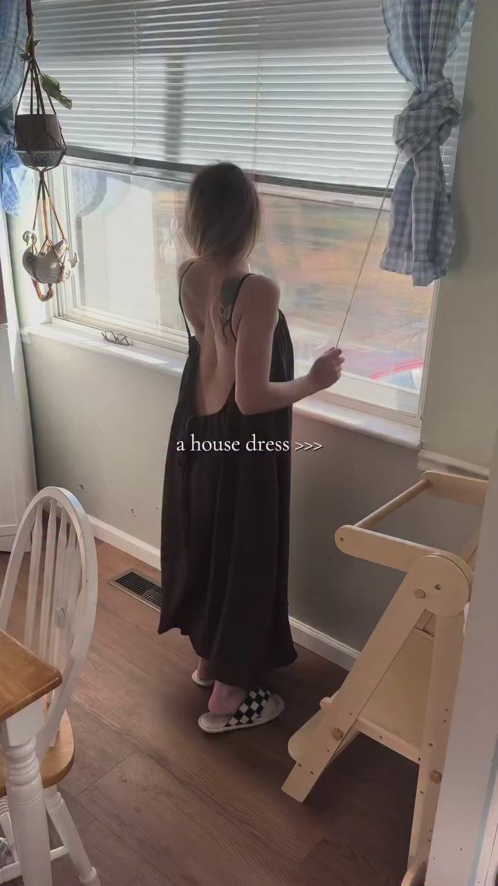 LunaÉlan™ BackFlow Maxi Dress