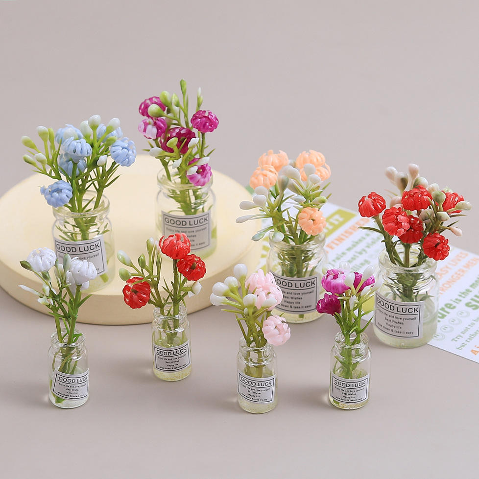 Mini "Good Luck" Flower Vase Decoration