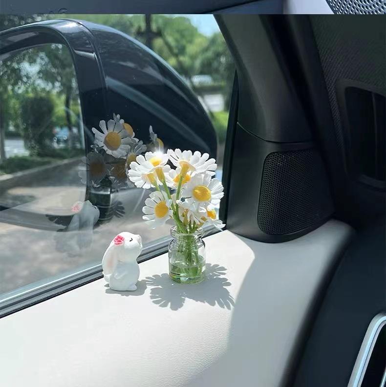 Mini "Good Luck" Flower Vase Decoration