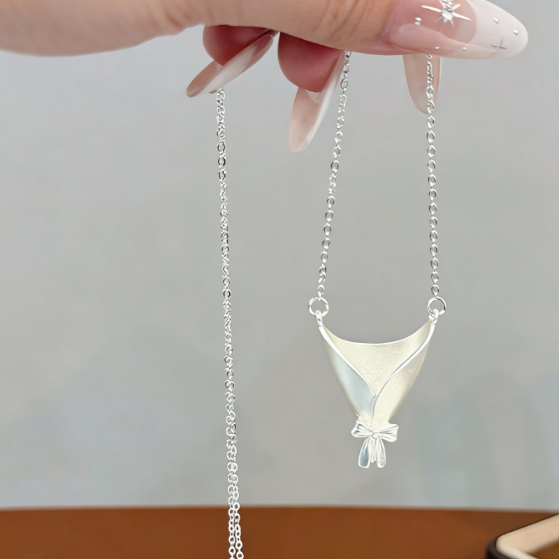 Elegant Silver Flower Bouquet Pendant